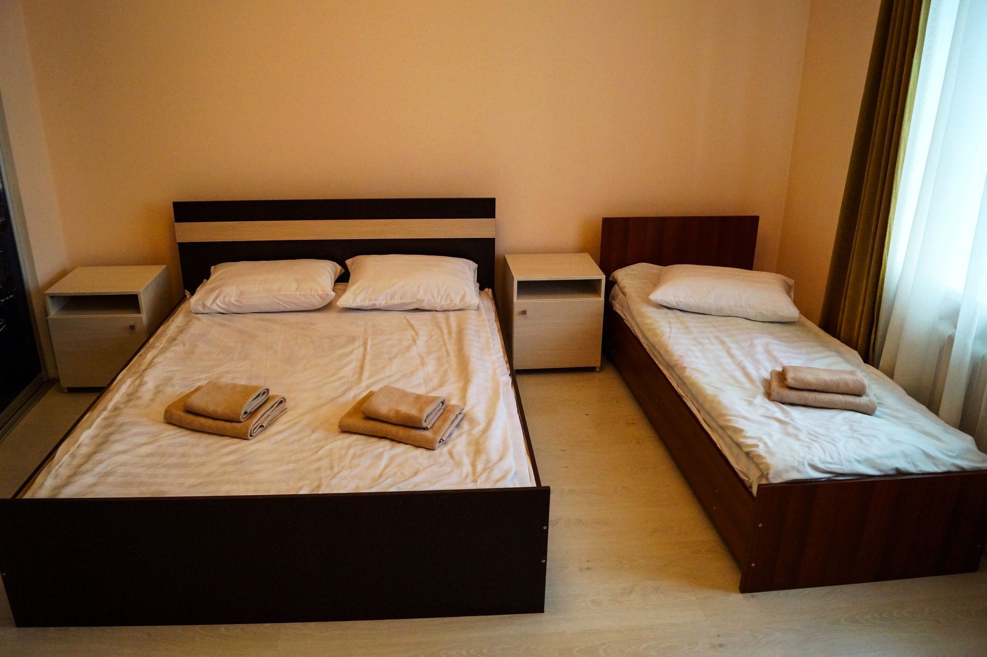 Hostel Nice Travel Астана Экстерьер фото