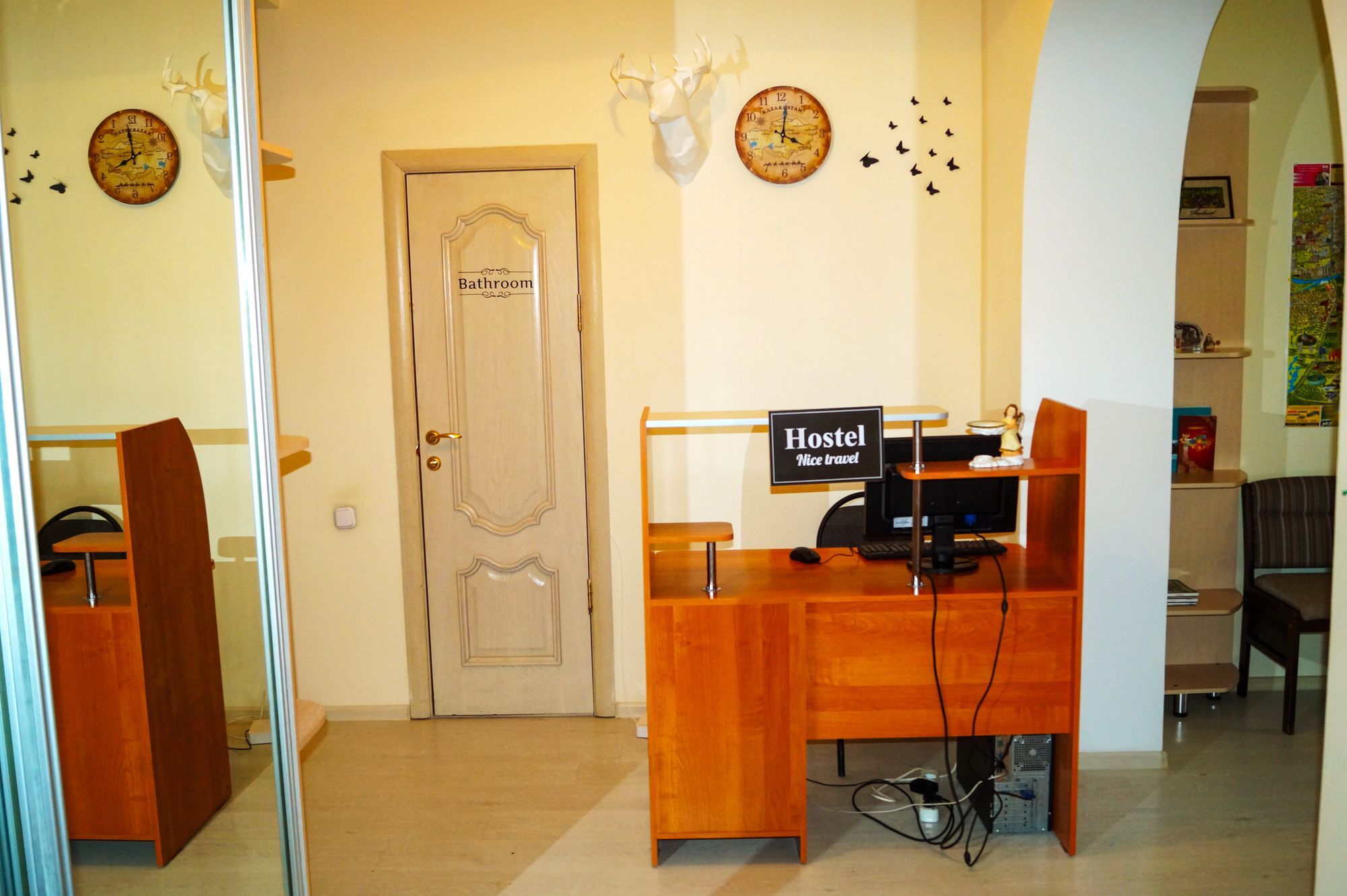 Hostel Nice Travel Астана Экстерьер фото