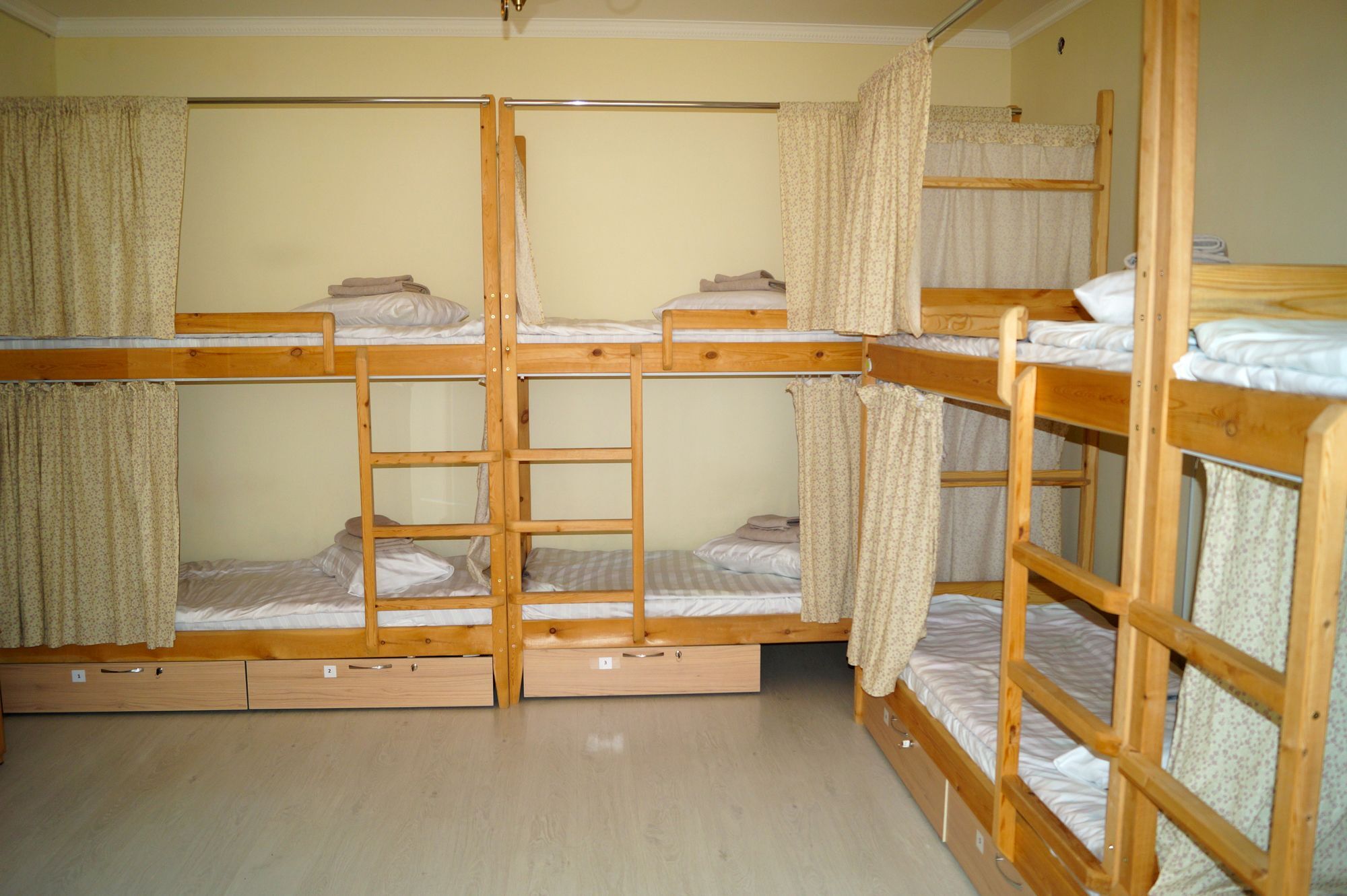 Hostel Nice Travel Астана Экстерьер фото